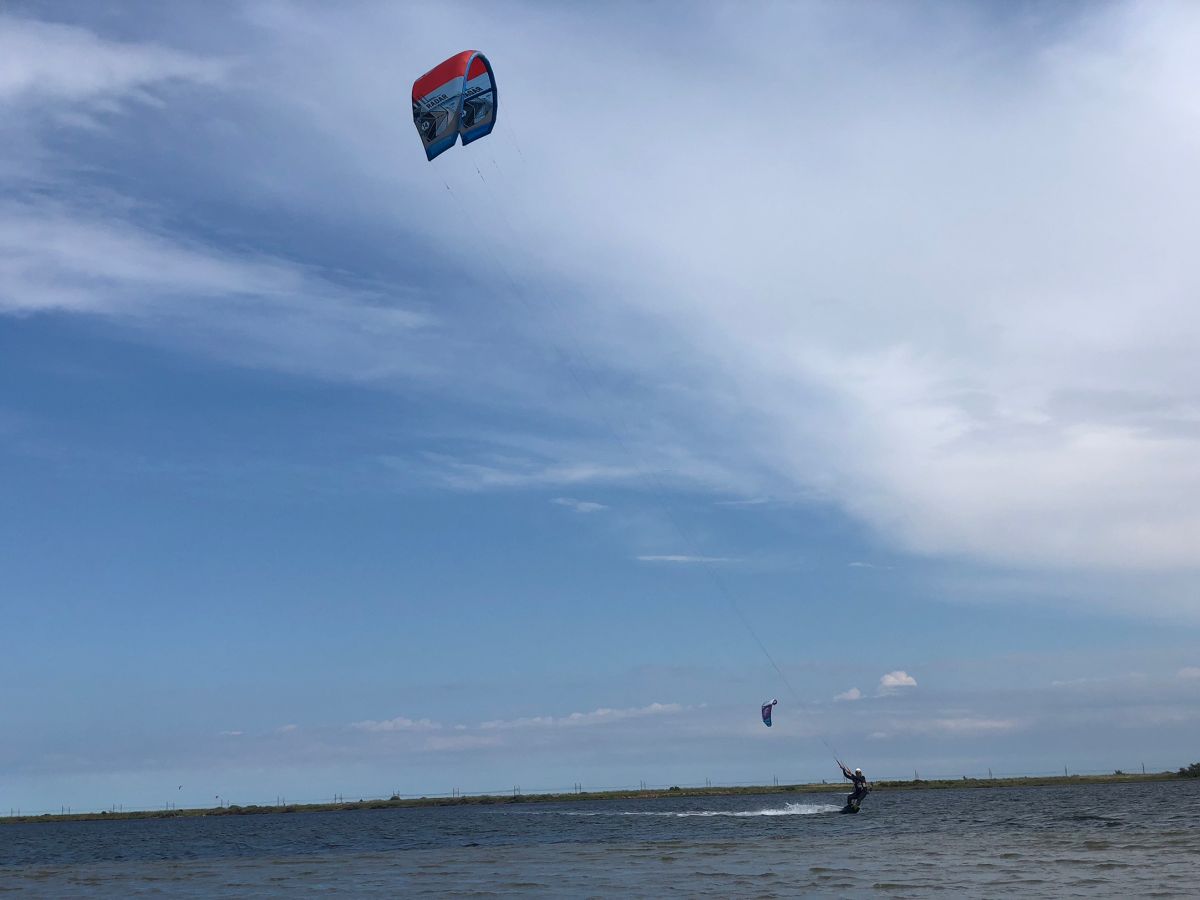 Kitesurf navigation surveillée étang de Thau